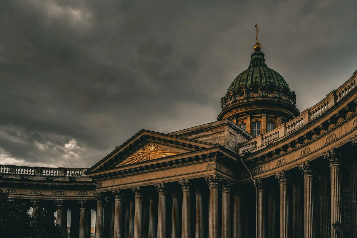 Казанский кафедральный собор — место для фотосессии